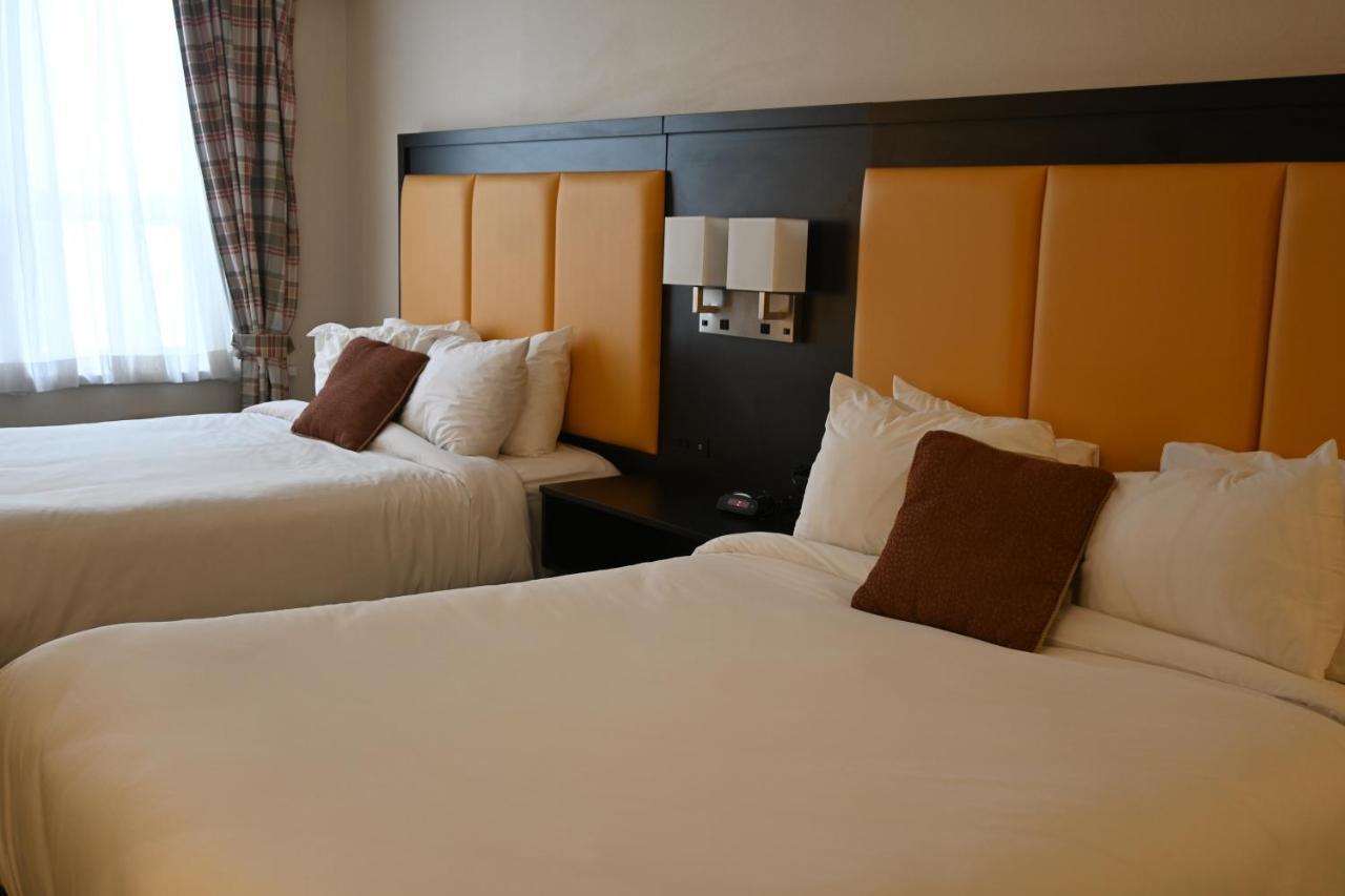 Hotel The