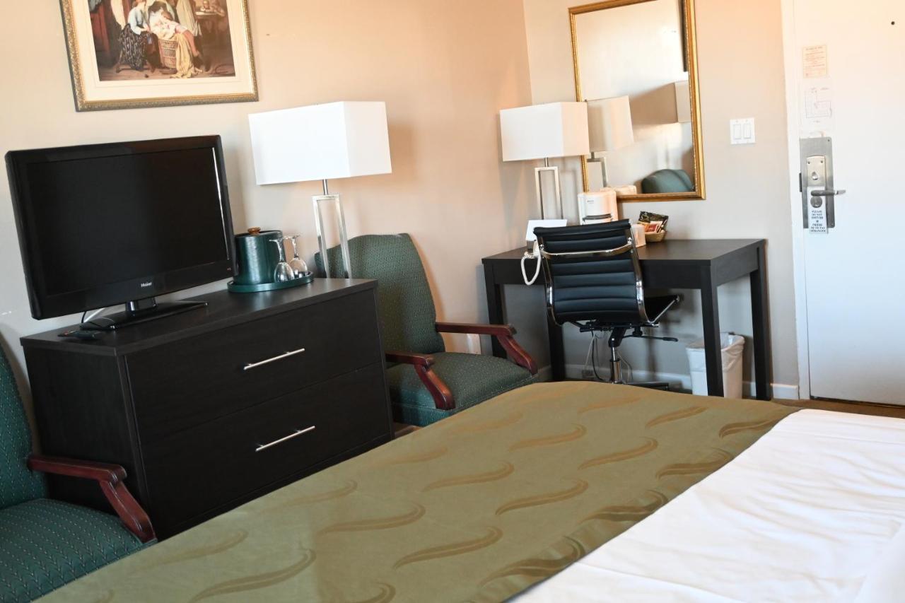 Hotel The