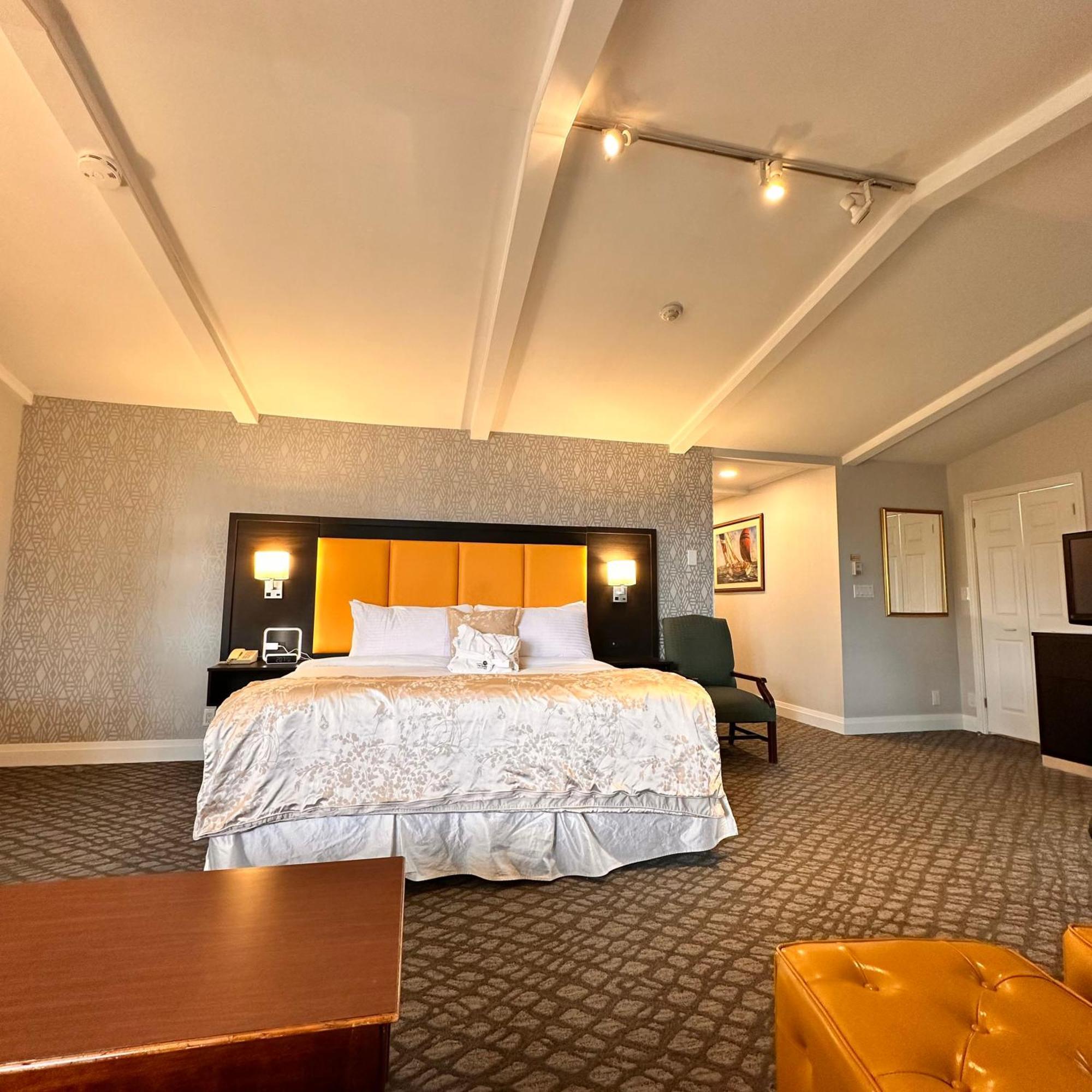 The Hotel Gananoque